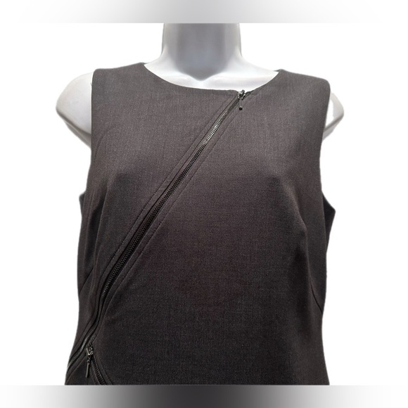 Calvin Klein dress - Picture 3 of 9